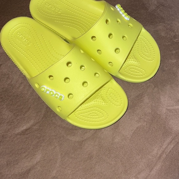 Women’s Neon Crocs - Picture 4 of 4